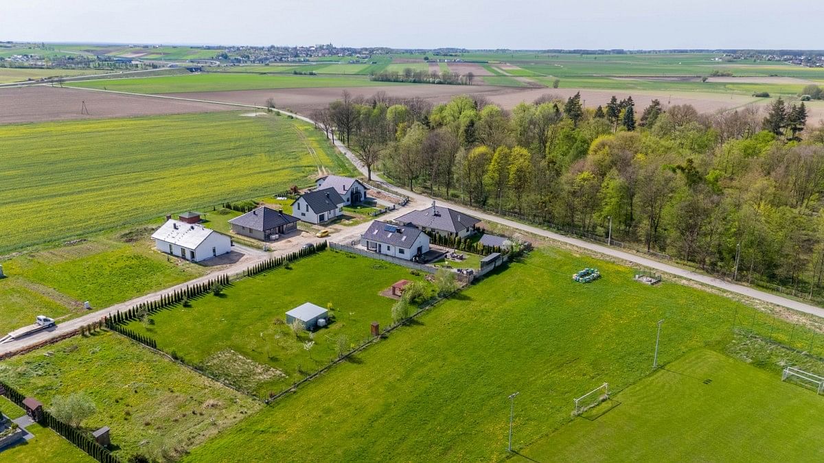 Dom 4 pokojowe na Sprzedaż