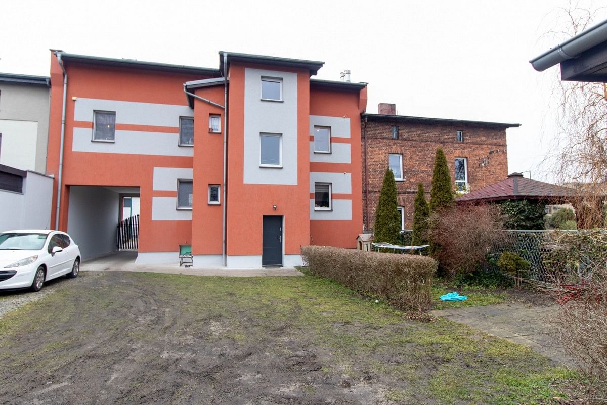 Dom 10 pokojowe na Sprzedaż