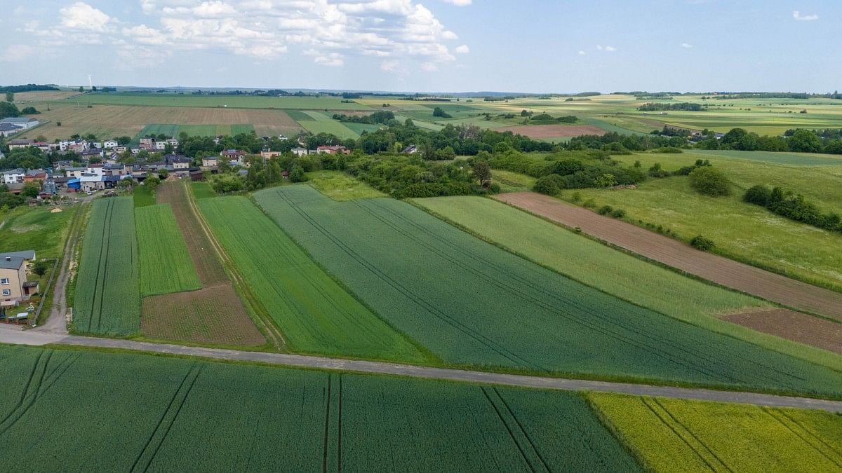 Działka  pokojowe na Sprzedaż