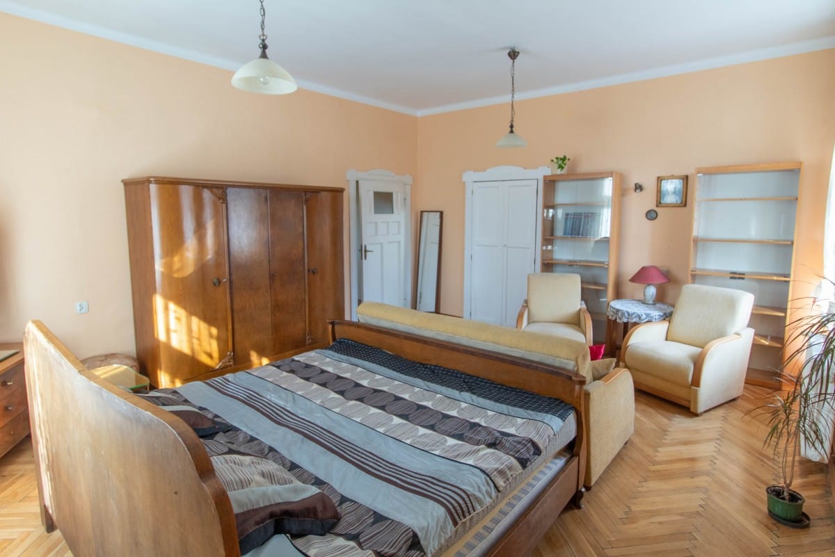 Mieszkanie 4 pokojowe na Sprzedaż