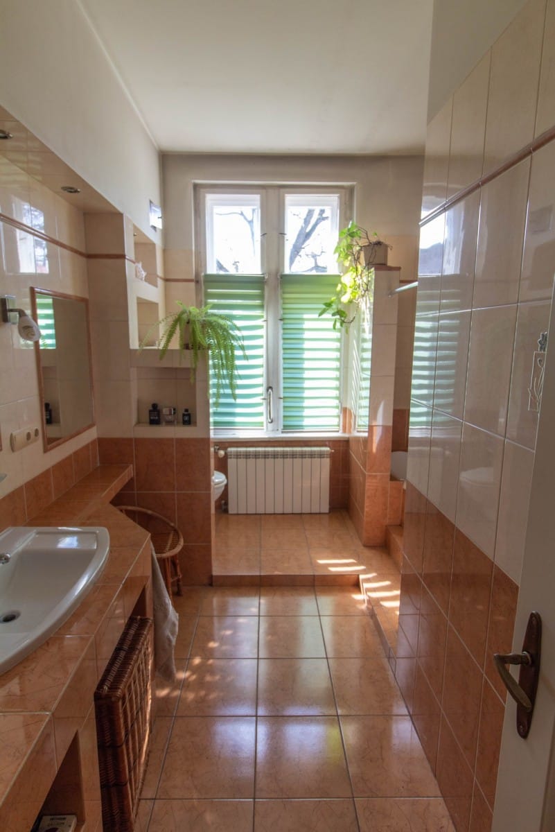 Mieszkanie 4 pokojowe na Sprzedaż