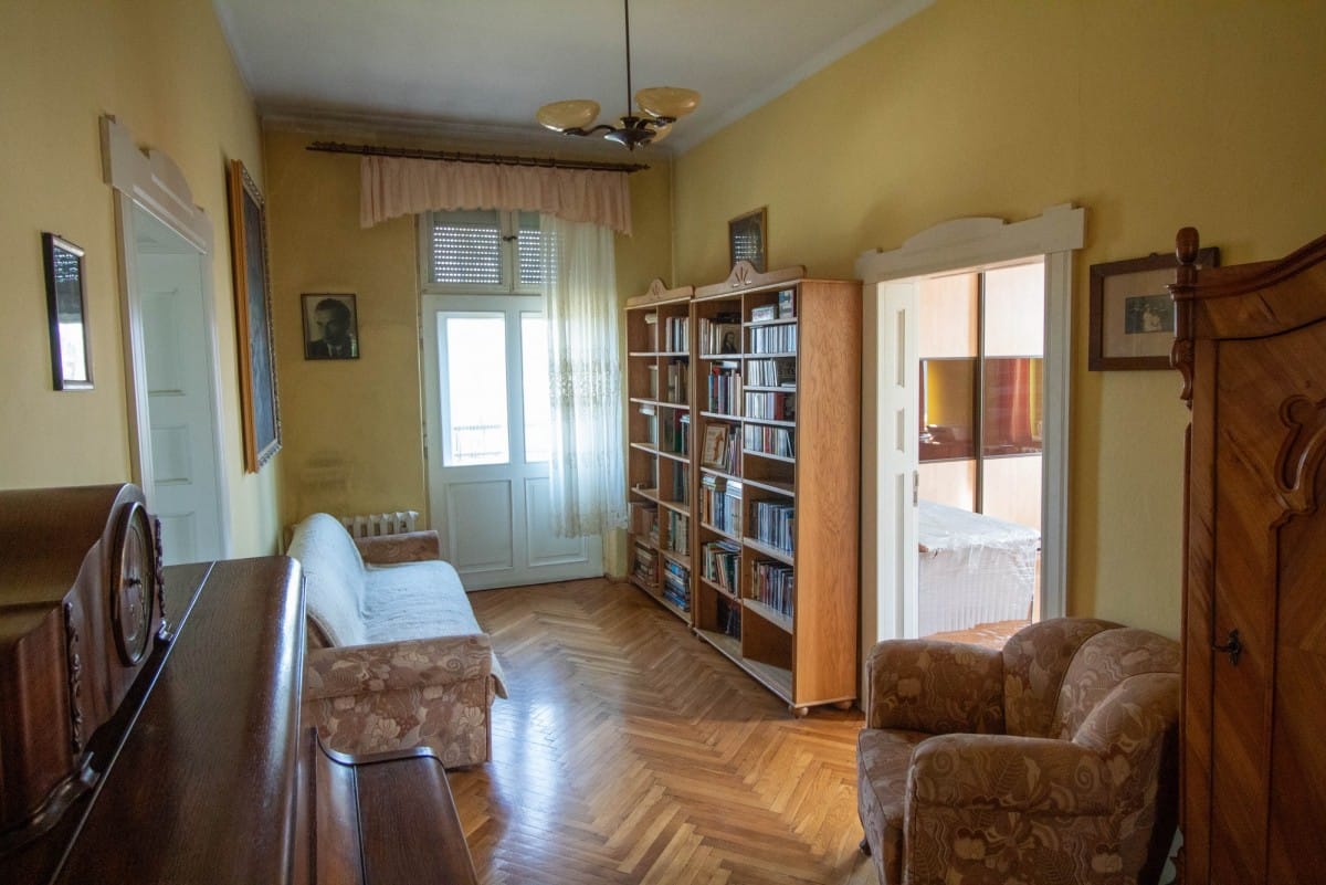 Mieszkanie 4 pokojowe na Sprzedaż