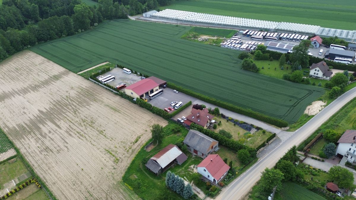 Dom 5 pokojowe na Sprzedaż