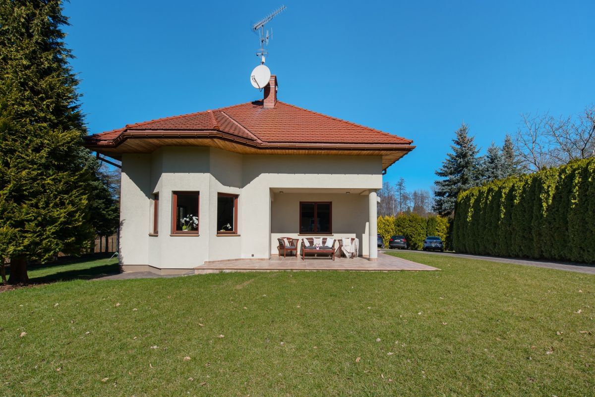 Dom 5 pokojowe na Sprzedaż