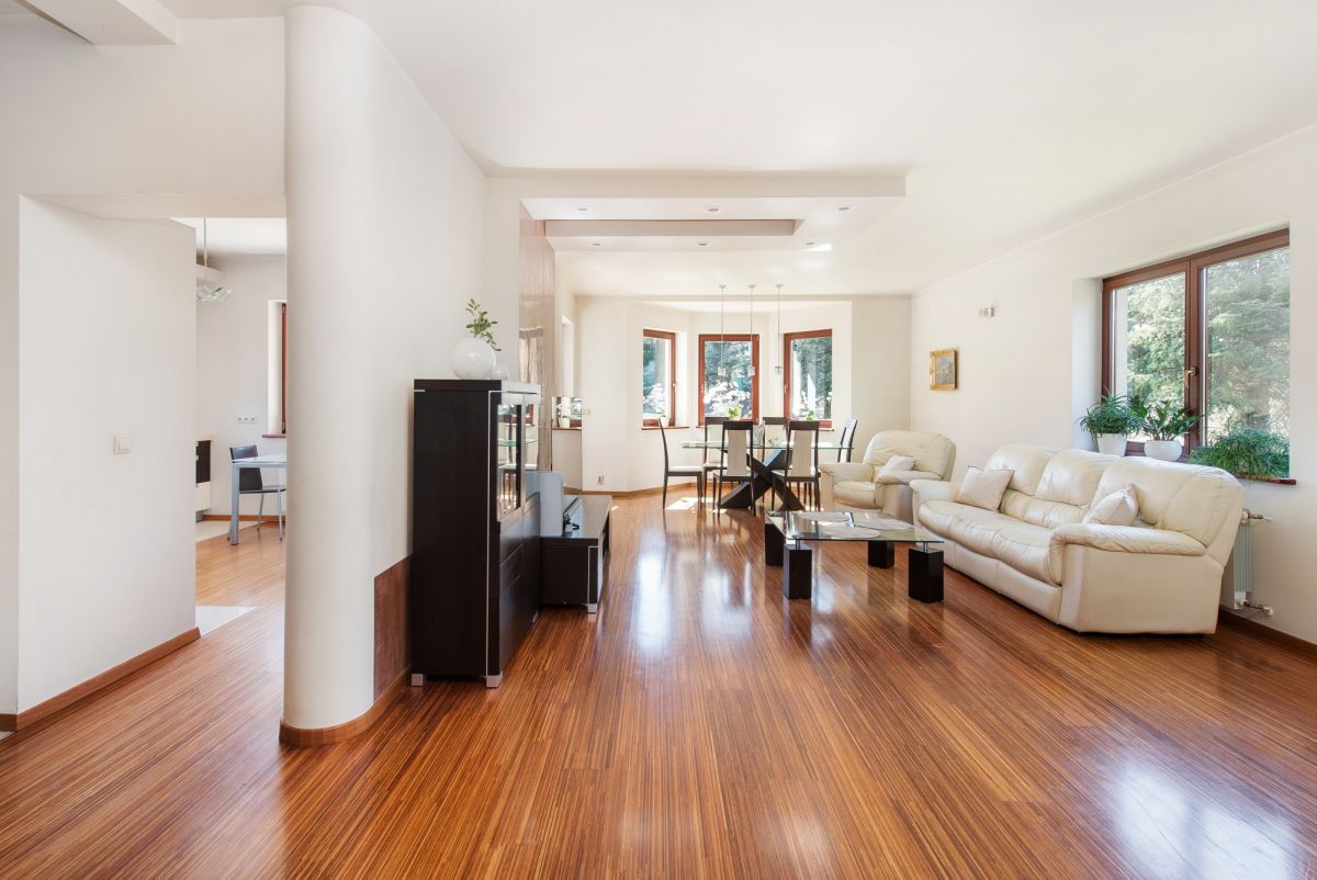 Dom 5 pokojowe na Sprzedaż