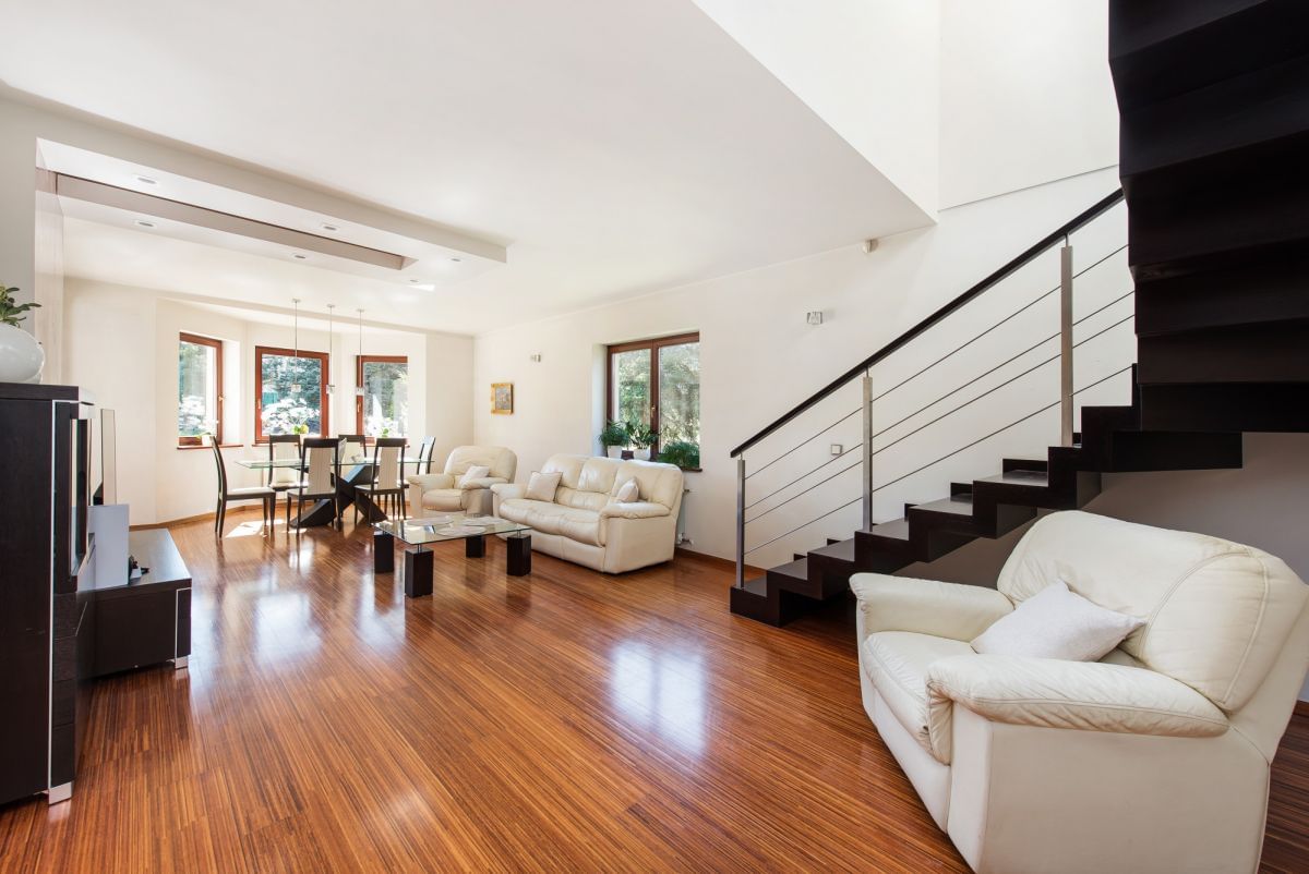 Dom 5 pokojowe na Sprzedaż