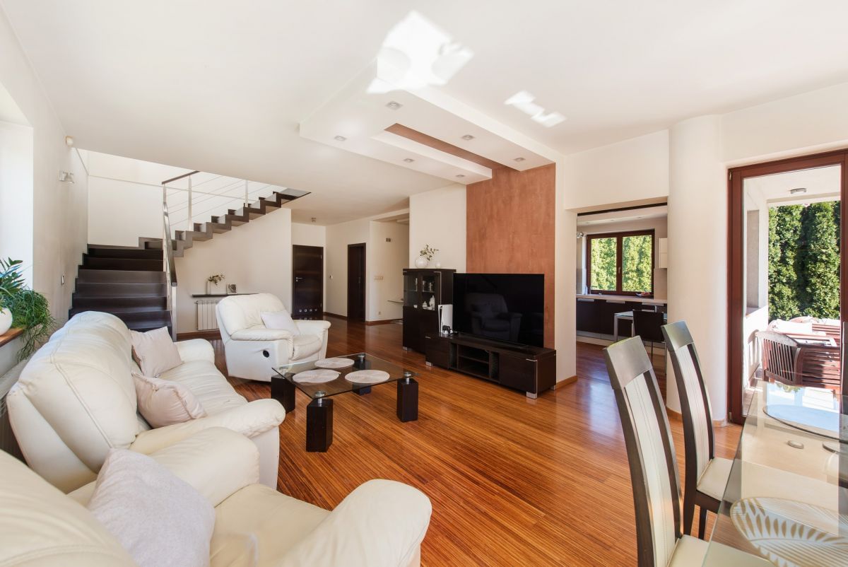 Dom 5 pokojowe na Sprzedaż