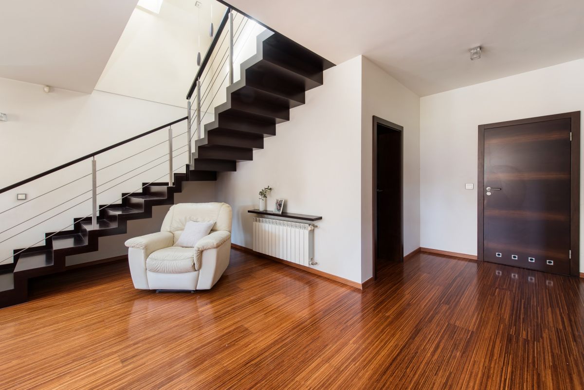 Dom 5 pokojowe na Sprzedaż