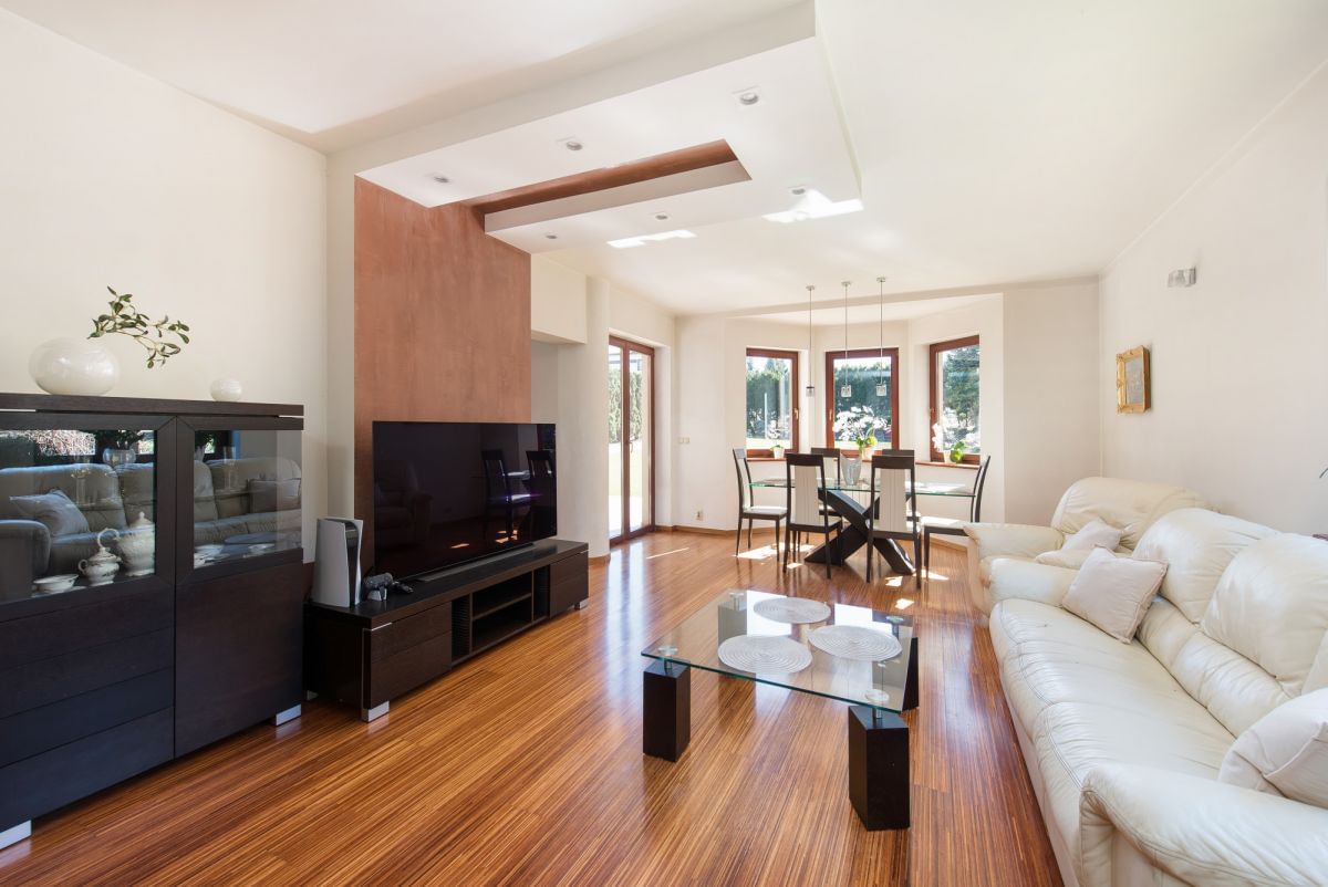 Dom 5 pokojowe na Sprzedaż