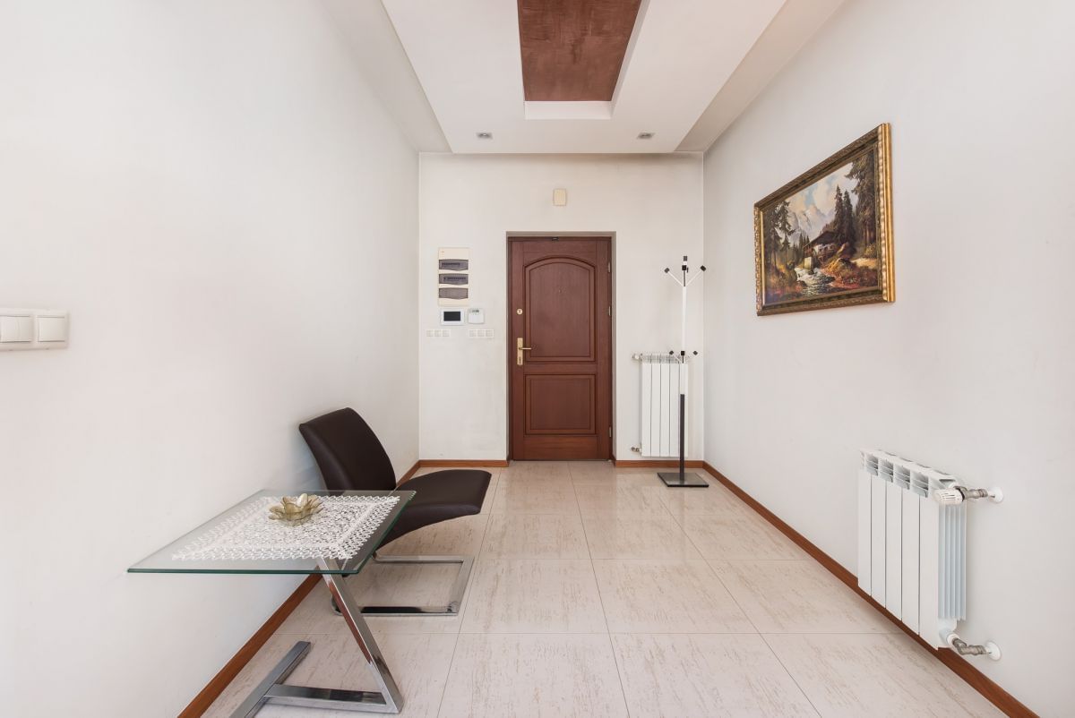 Dom 5 pokojowe na Sprzedaż