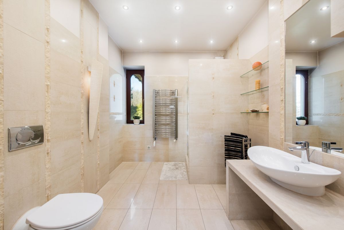 Dom 5 pokojowe na Sprzedaż