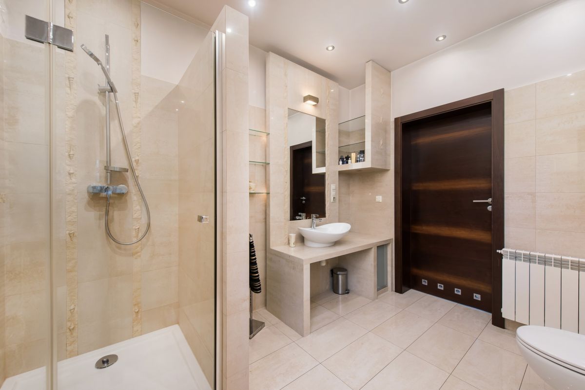 Dom 5 pokojowe na Sprzedaż