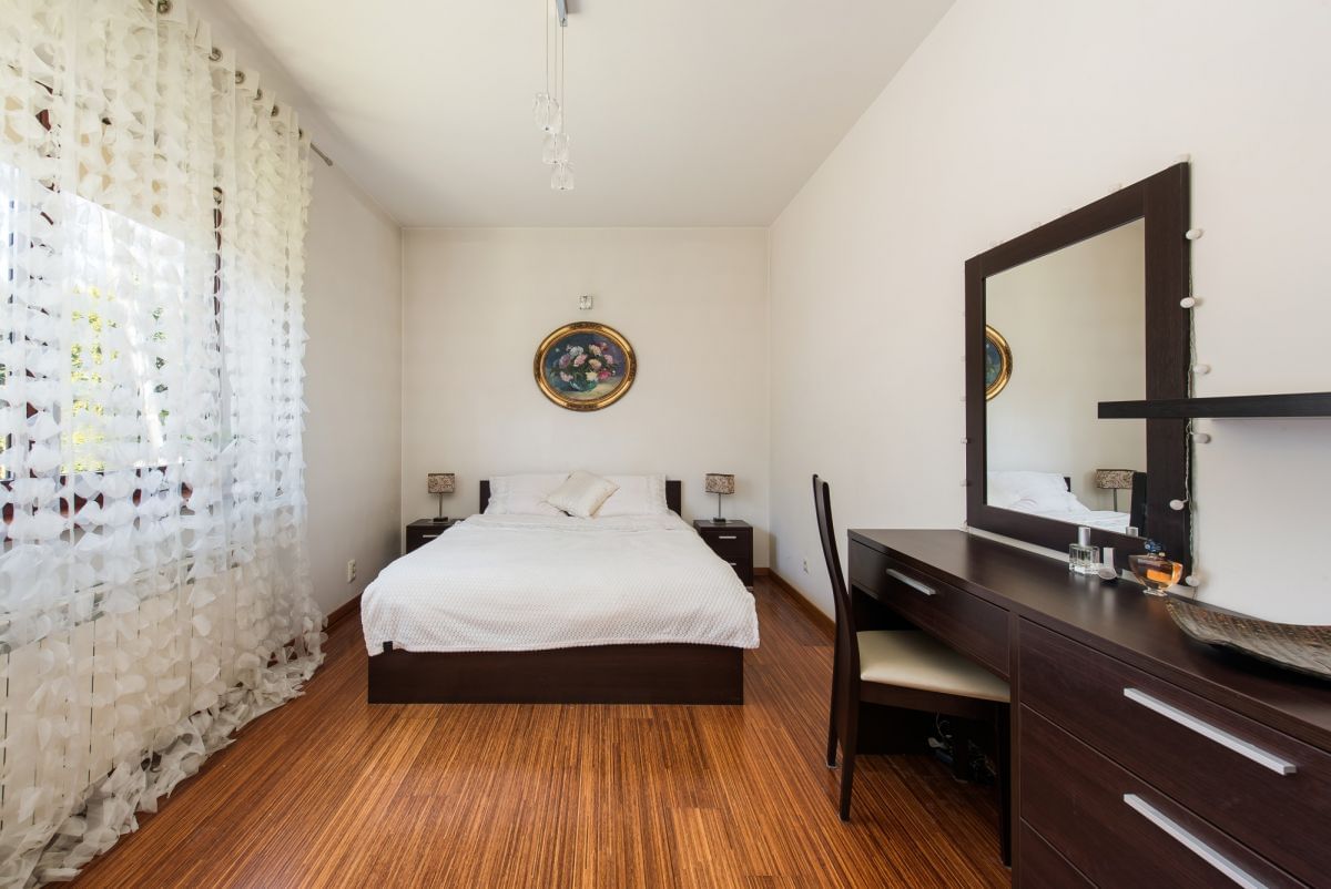 Dom 5 pokojowe na Sprzedaż