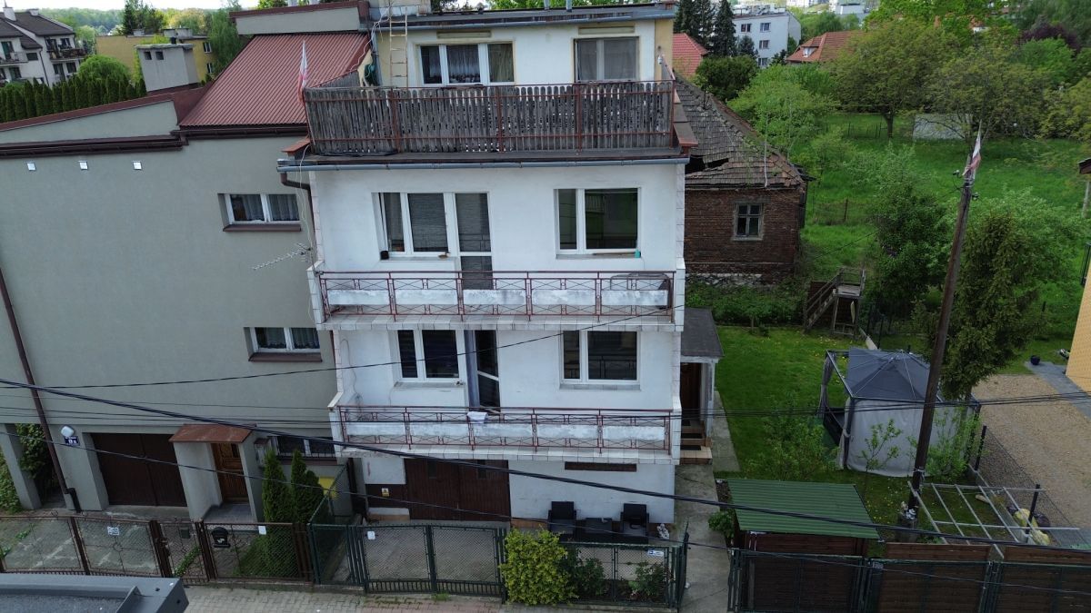 Dom 6 pokojowe na Sprzedaż