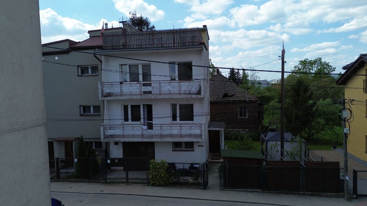 Dom 6 pokojowe na Sprzedaż