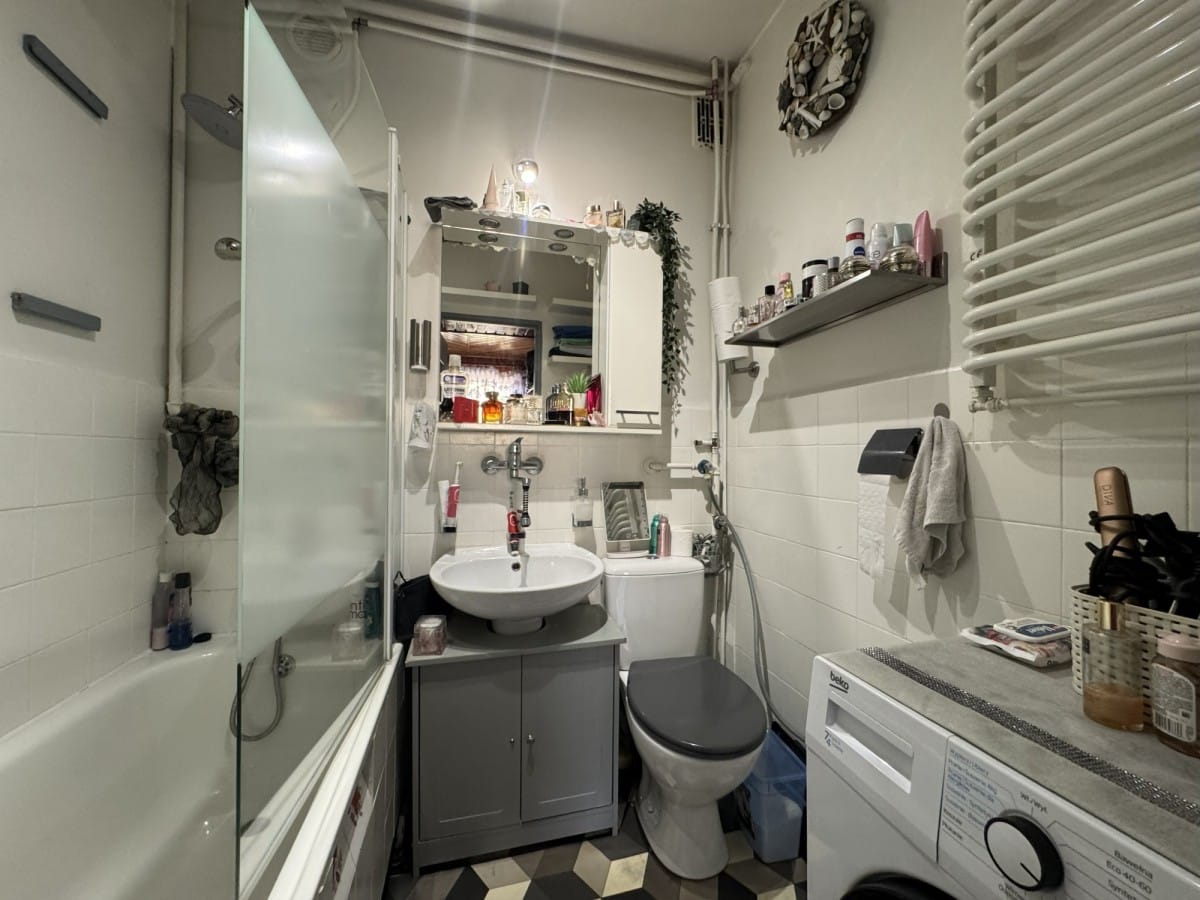 Dom 6 pokojowe na Sprzedaż