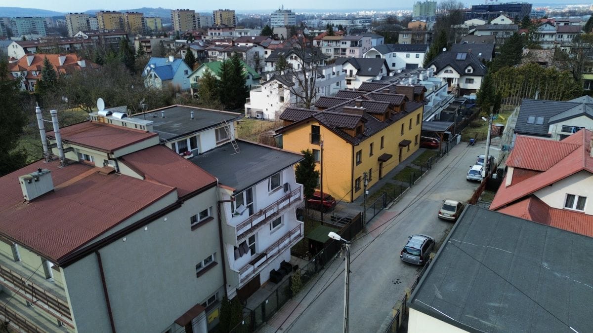 Dom 6 pokojowe na Sprzedaż