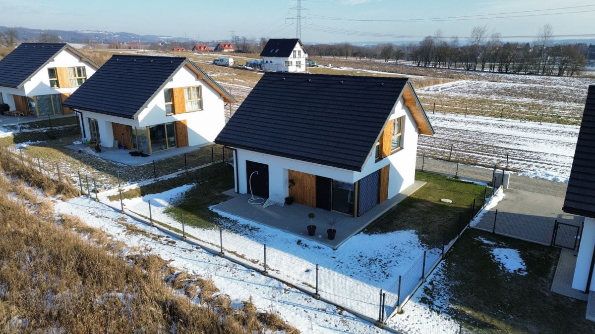 Dom 4 pokojowe na Sprzedaż