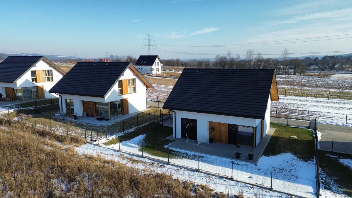 Dom 4 pokojowe na Sprzedaż