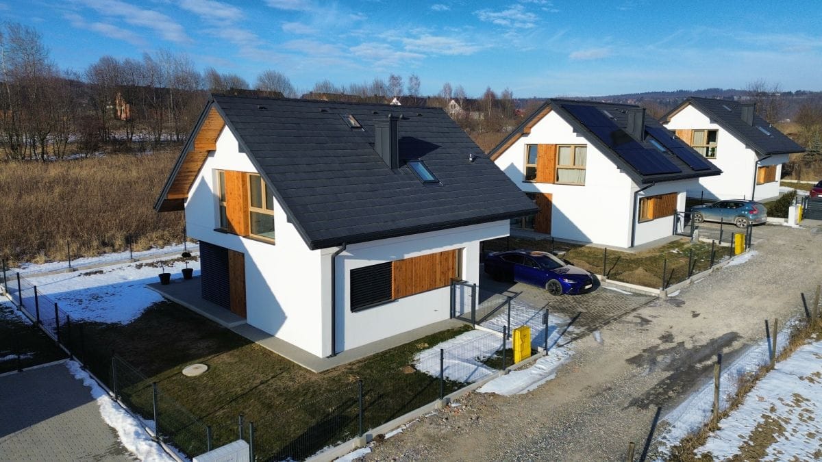 Dom 4 pokojowe na Sprzedaż