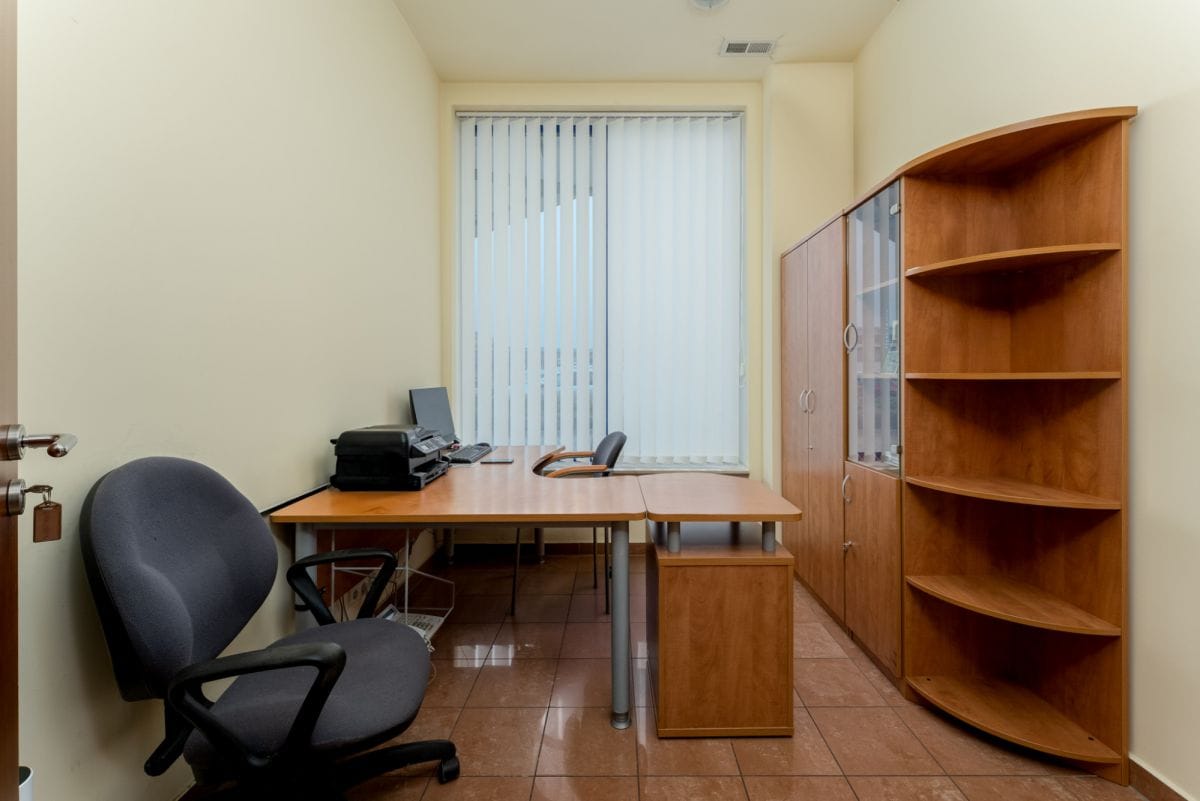 Lokal użytkowy  pokojowe na Sprzedaż