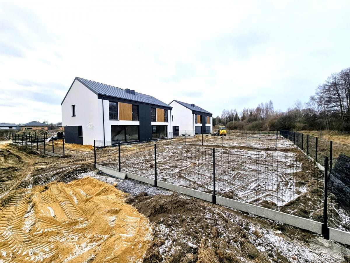 Dom 6 pokojowe na Sprzedaż