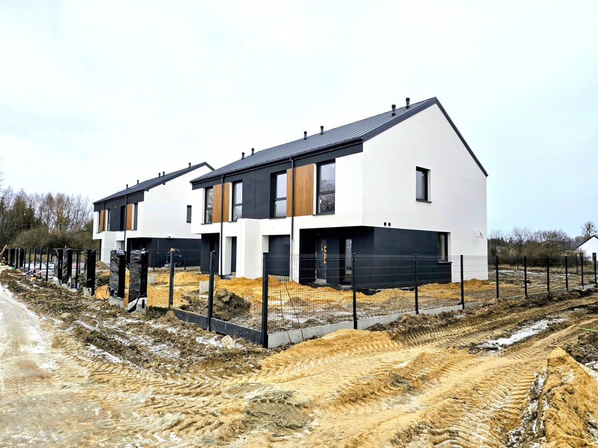 Dom 6 pokojowe na Sprzedaż