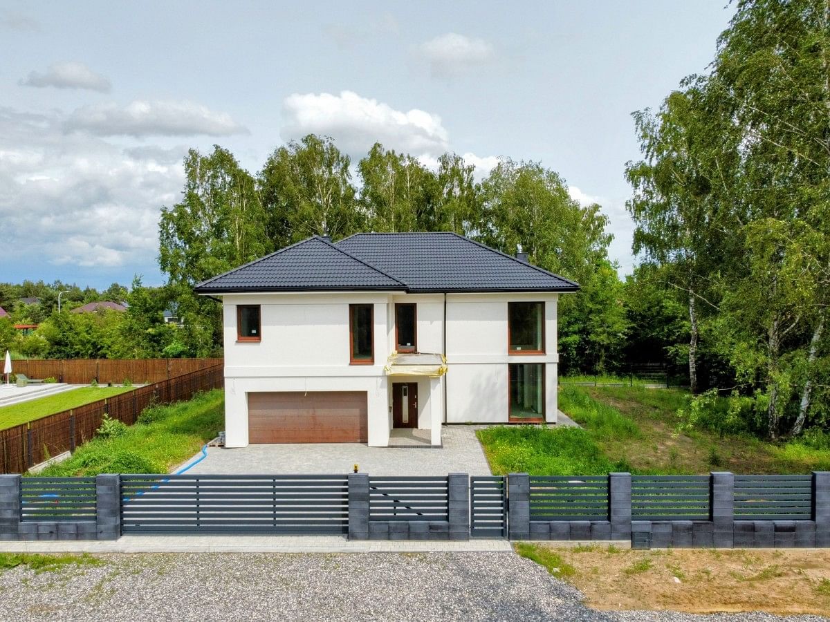 Dom 5 pokojowe na Sprzedaż
