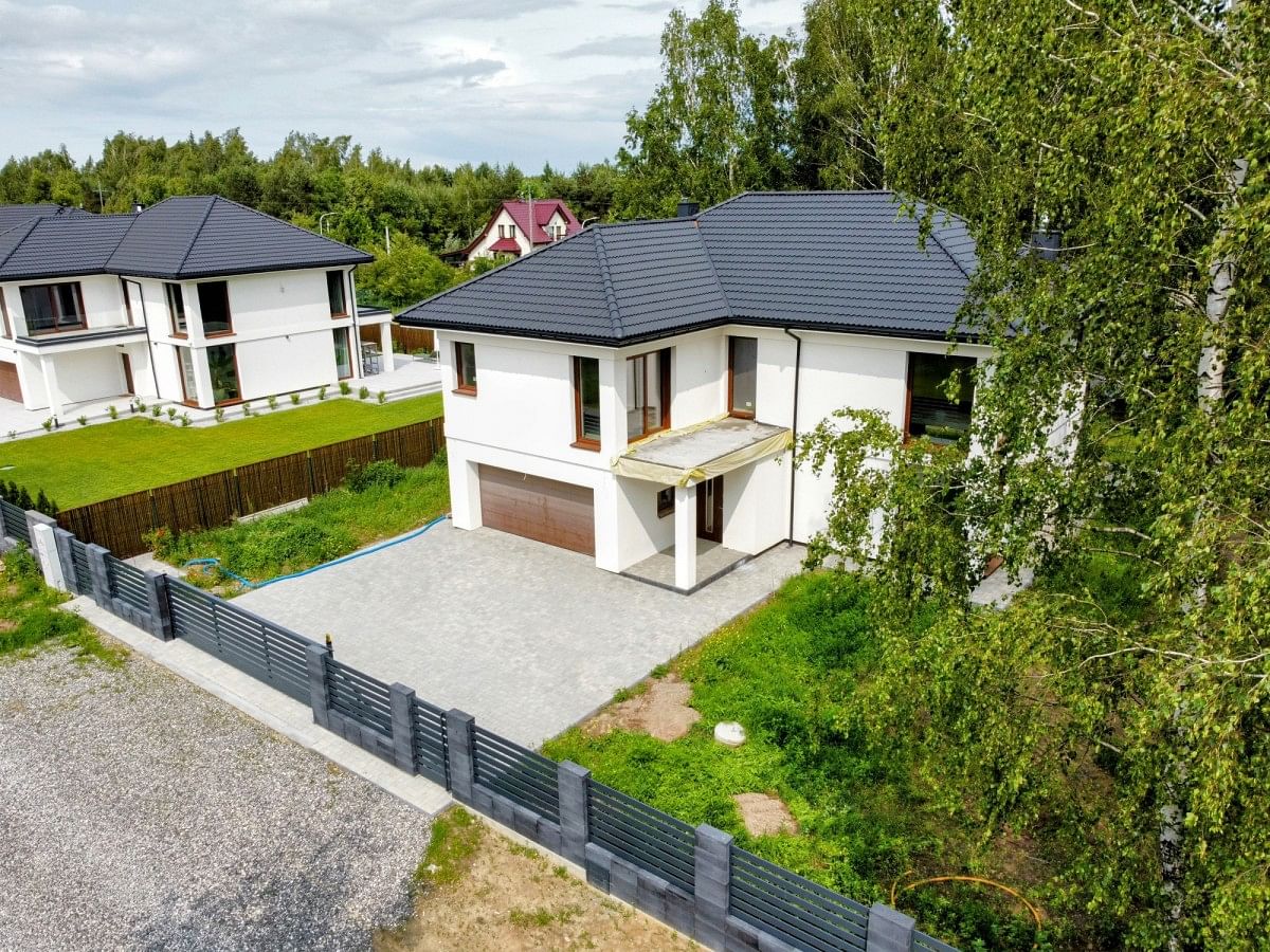 Dom 5 pokojowe na Sprzedaż