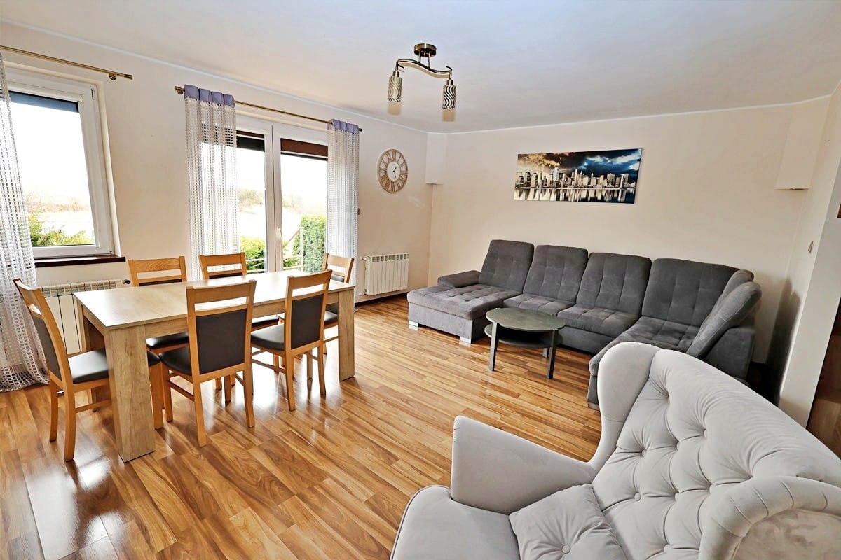 Dom  pokojowe na Sprzedaż