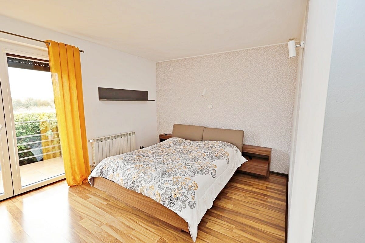 Dom  pokojowe na Sprzedaż