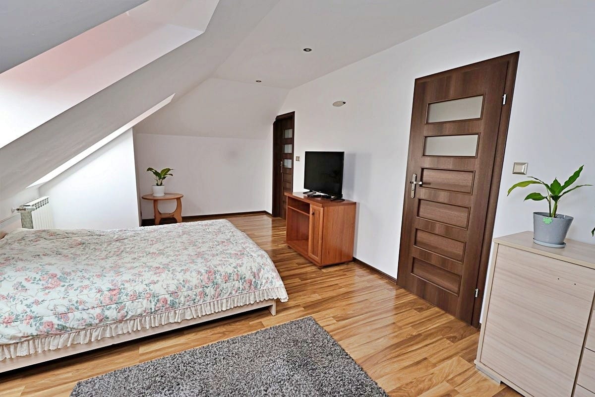 Dom  pokojowe na Sprzedaż