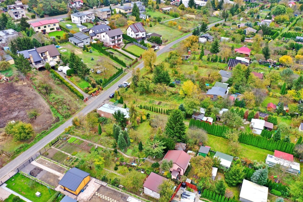 Działka  pokojowe na Sprzedaż