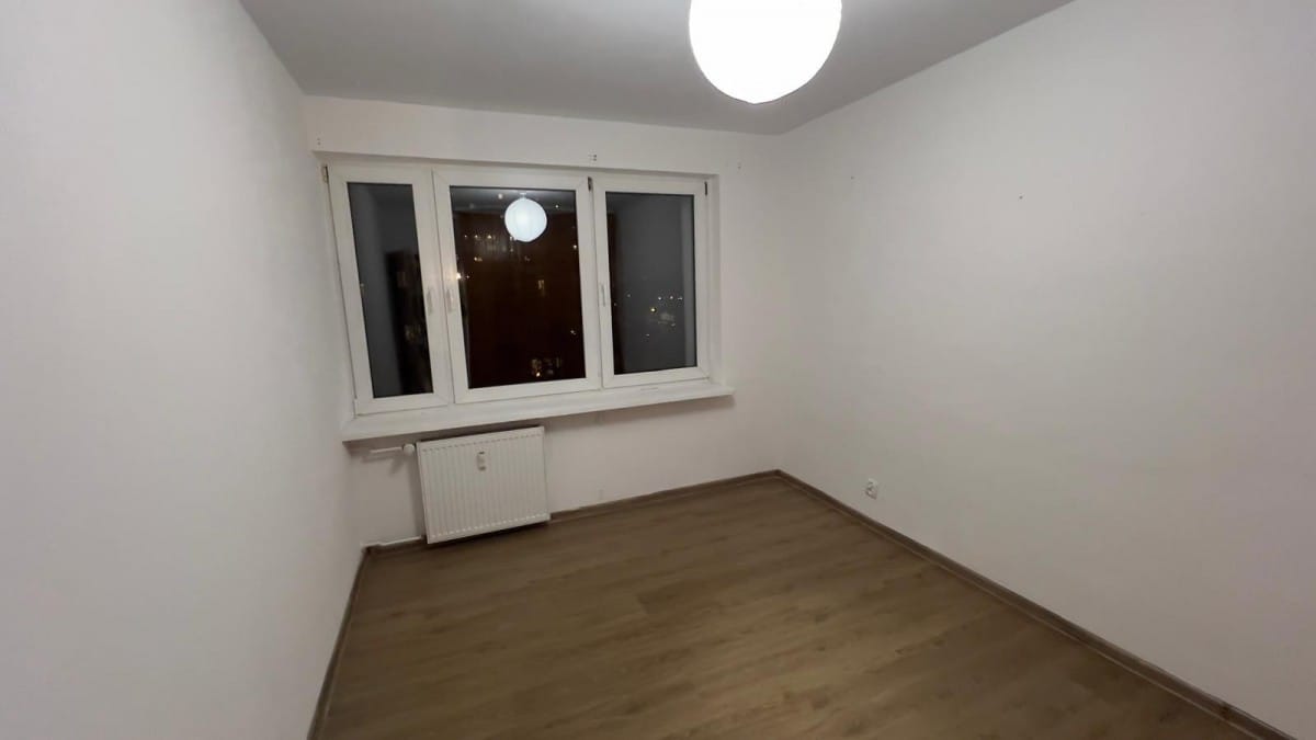 Mieszkanie 4 pokojowe na Sprzedaż