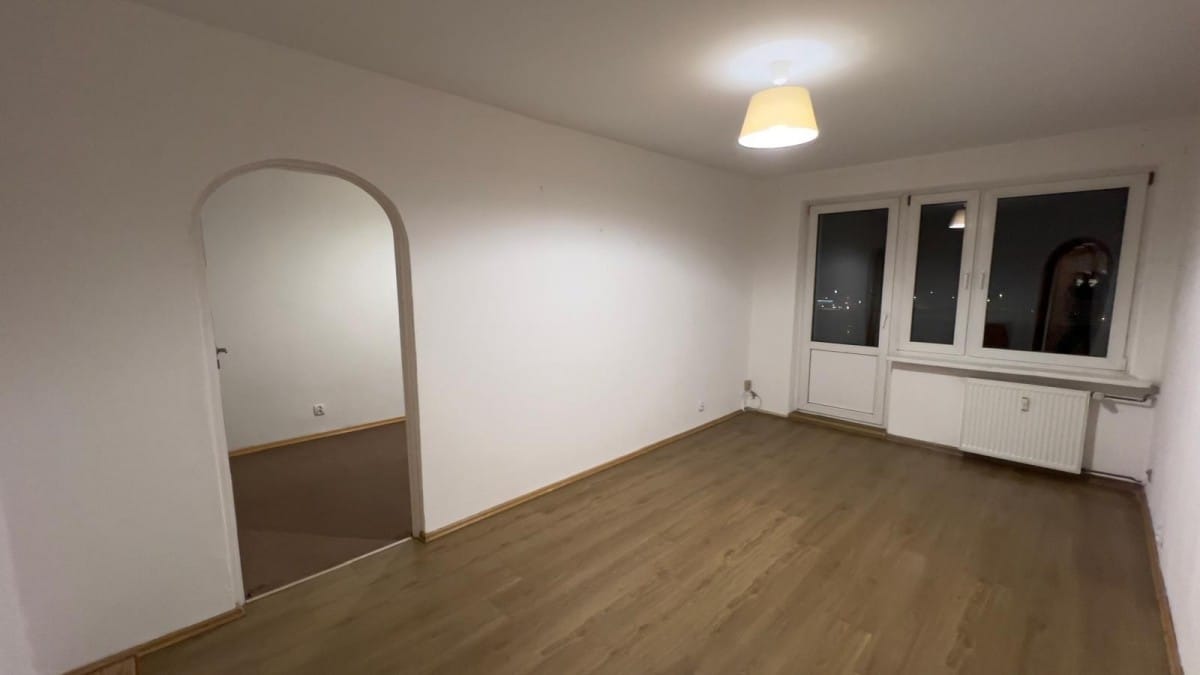 Mieszkanie 4 pokojowe na Sprzedaż