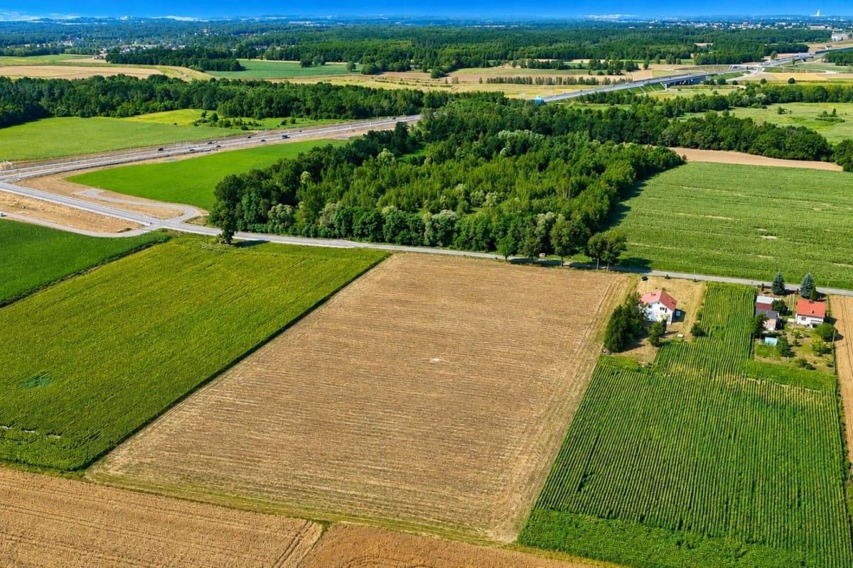 Działka  pokojowe na Sprzedaż