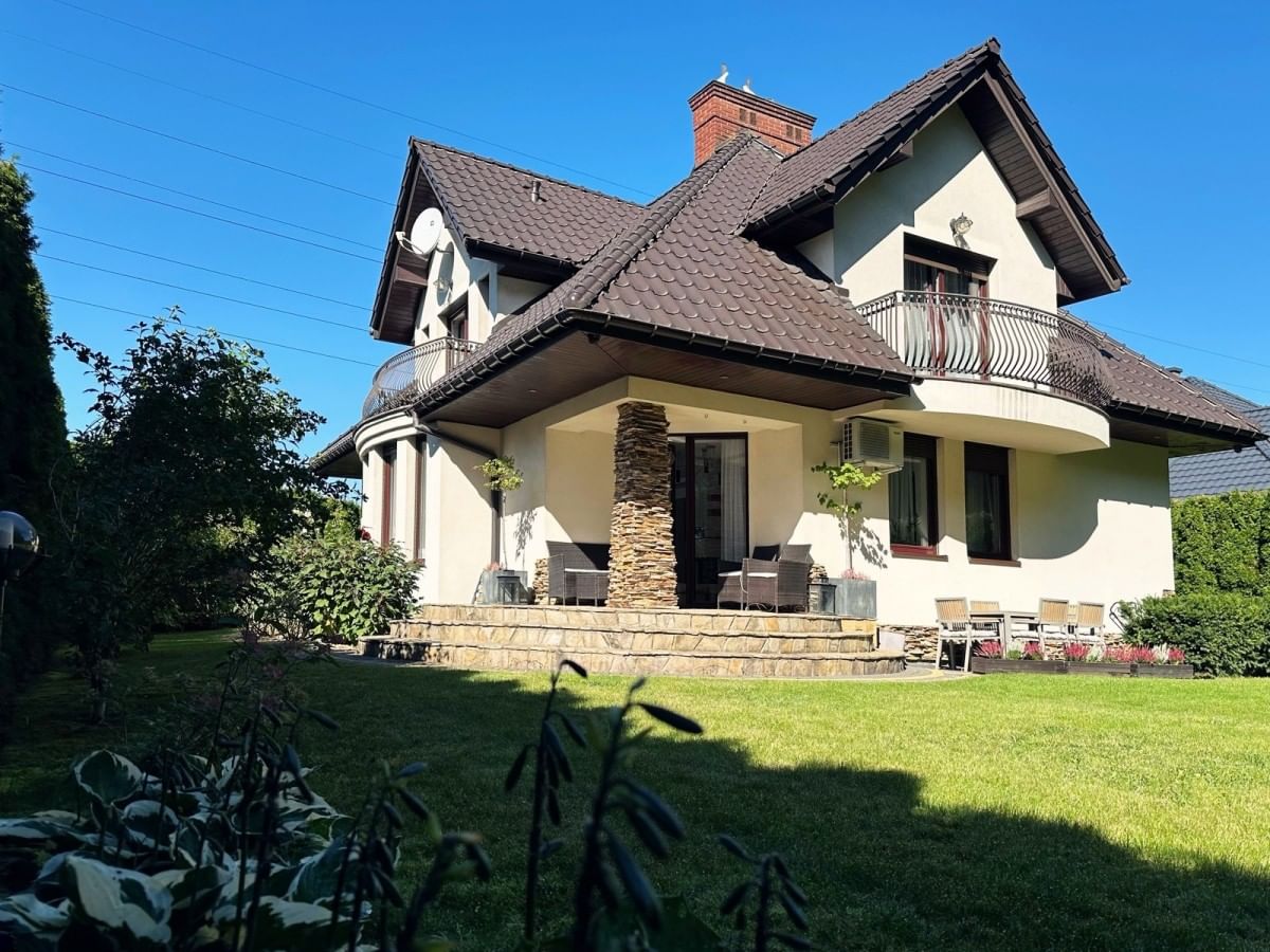 Dom  pokojowe na Sprzedaż