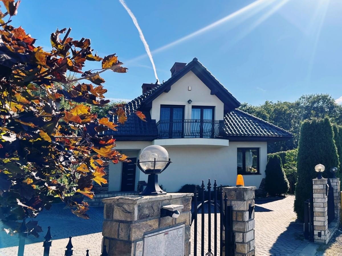 Dom  pokojowe na Sprzedaż