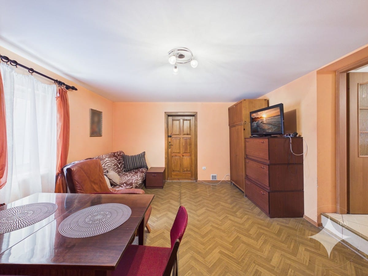 Dom 4 pokojowe na Sprzedaż