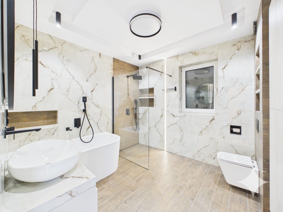 Dom 5 pokojowe na Sprzedaż