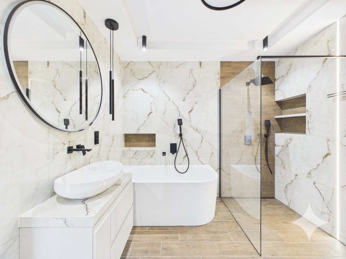 Dom 5 pokojowe na Sprzedaż