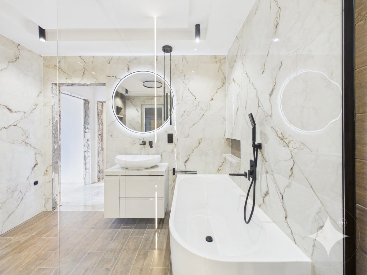 Dom 5 pokojowe na Sprzedaż