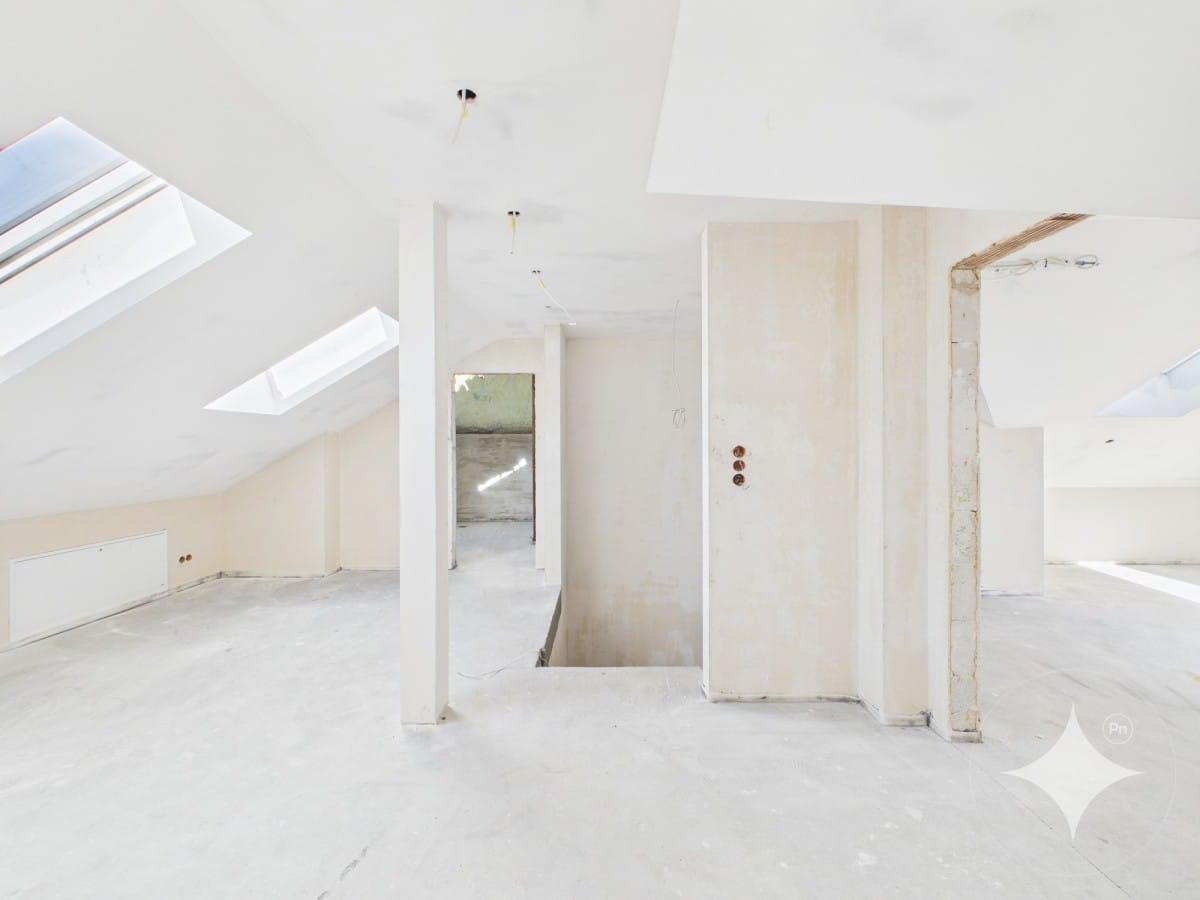 Dom 5 pokojowe na Sprzedaż