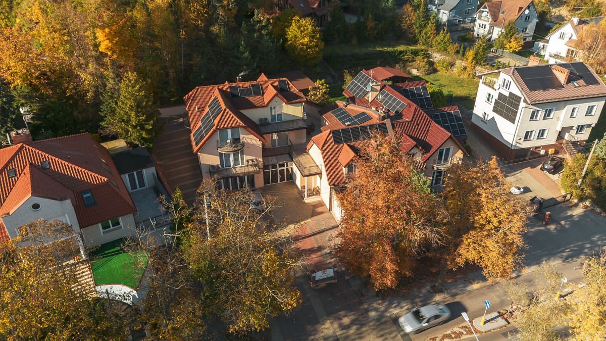 Lokal użytkowy  pokojowe na Sprzedaż