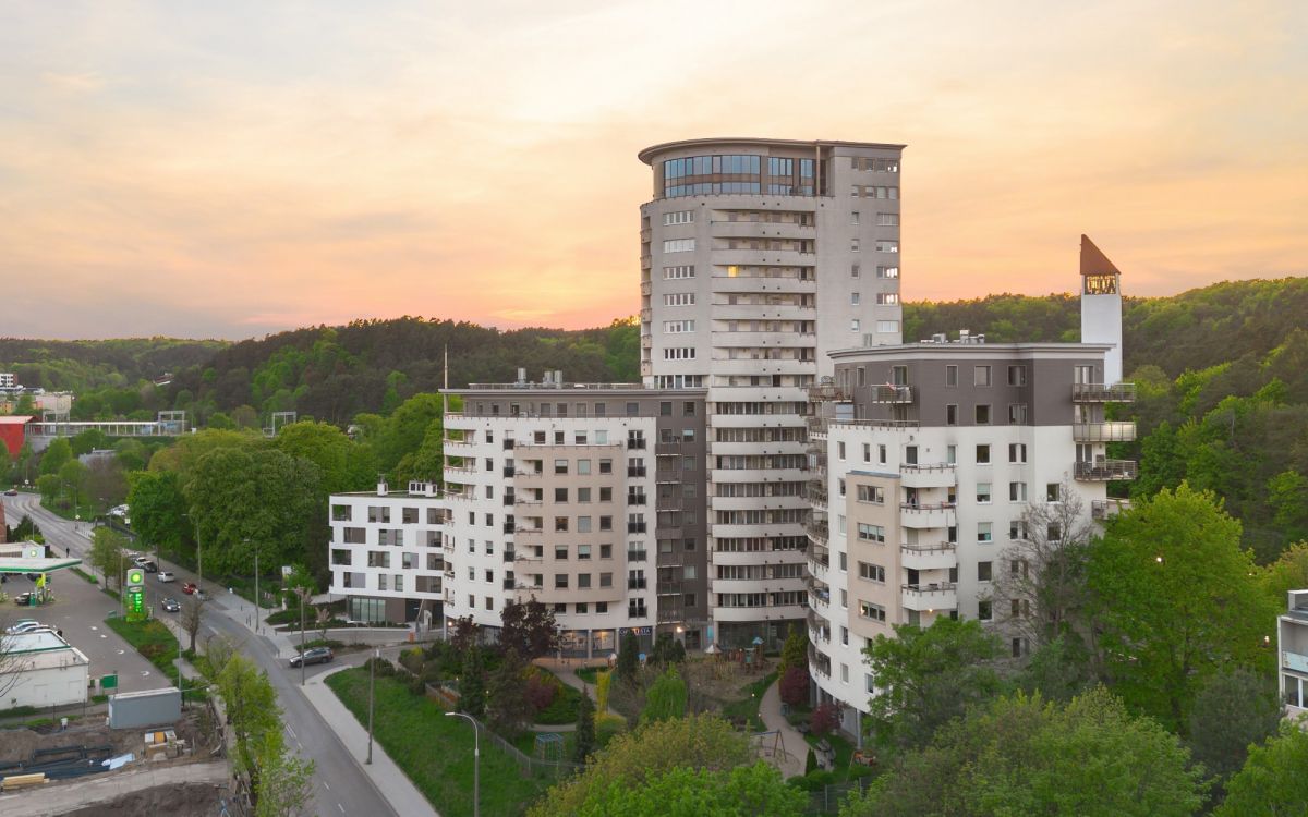 Mieszkanie 4 pokojowe na Sprzedaż