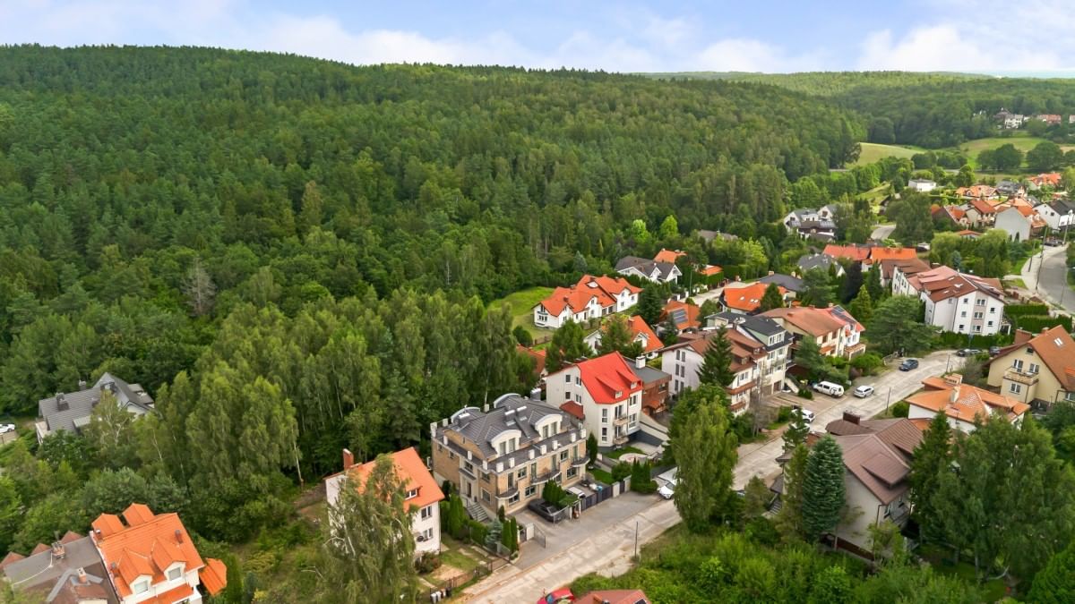 Dom 5 pokojowe na Sprzedaż