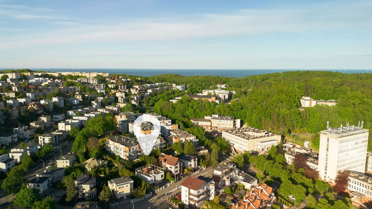 Dom 5 pokojowe na Sprzedaż