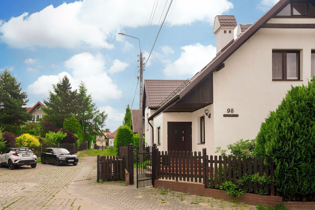Dom 5 pokojowe na Sprzedaż