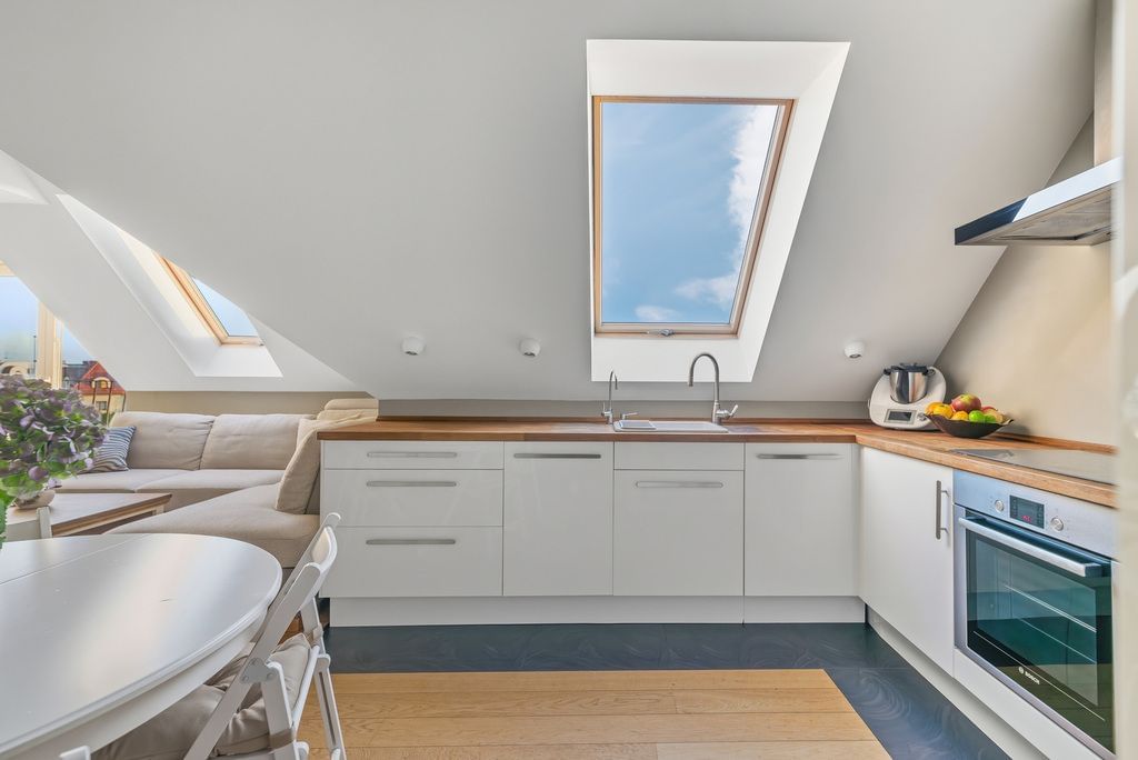 Mieszkanie 3 pokojowe na Sprzedaż