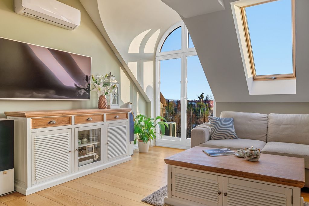 Mieszkanie 3 pokojowe na Sprzedaż